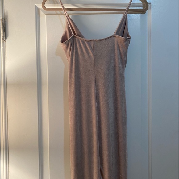 Windsor Pure Perfection Slinky Knit Drape Midi Dress - Picture 5 of 6